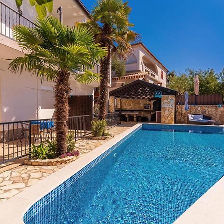 Cozy Apartment In Krk With Kitchen Krk Town Zewnętrze zdjęcie